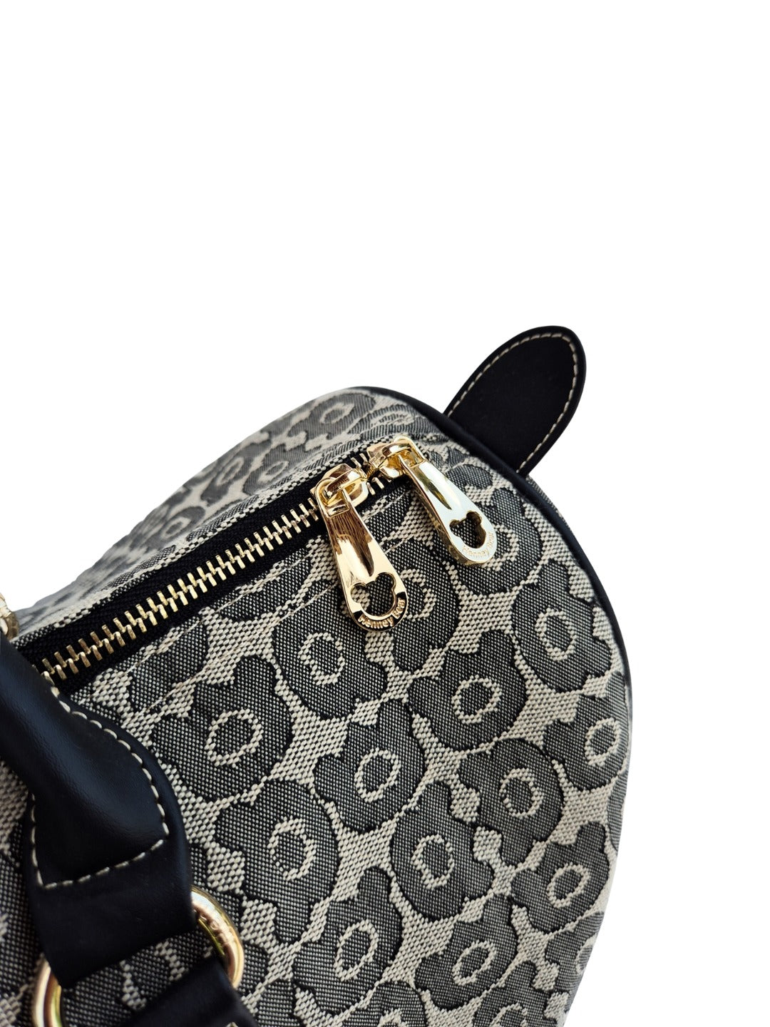 Black Bear Weekender With Shoulder Strap