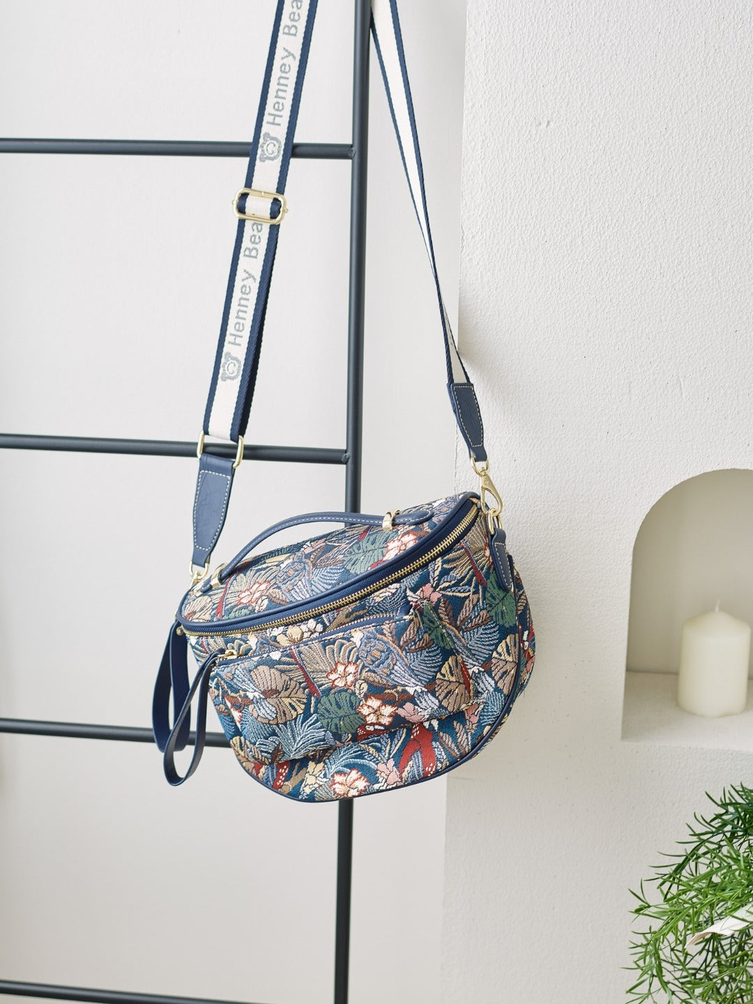Parrot Song Crossbody Bag