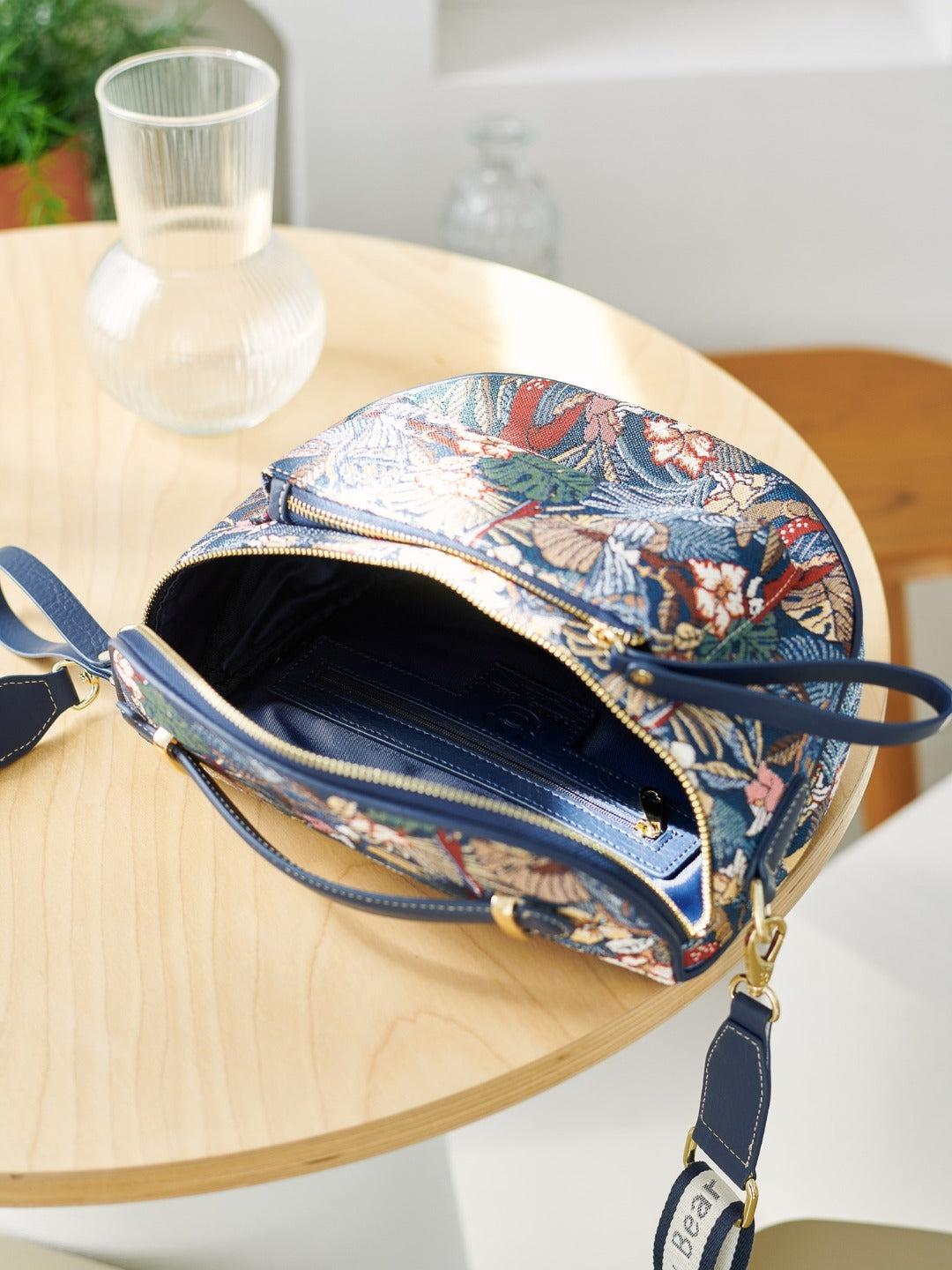 Parrot Song Crossbody Bag