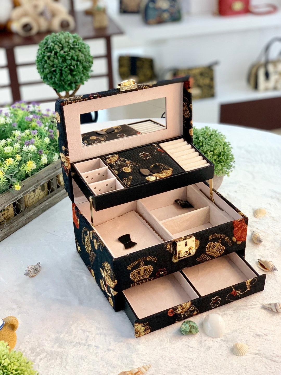 Crown Bear Jewellery Organiser - 3 Layers with Lock for Rings, Necklace And Earrings/Wedding Gift