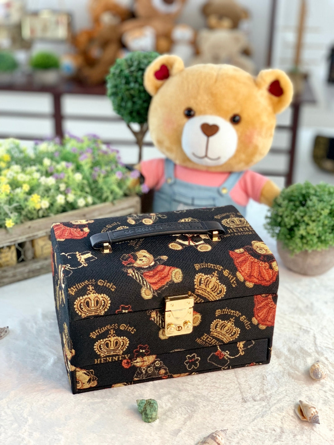 Crown Bear Jewellery Organiser - 3 Layers with Lock for Rings, Necklace And Earrings/Wedding Gift